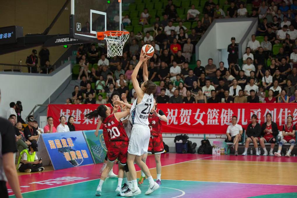 湖北队与江, 成年组资格, AA 湖北队与江, 成年组资格, AA