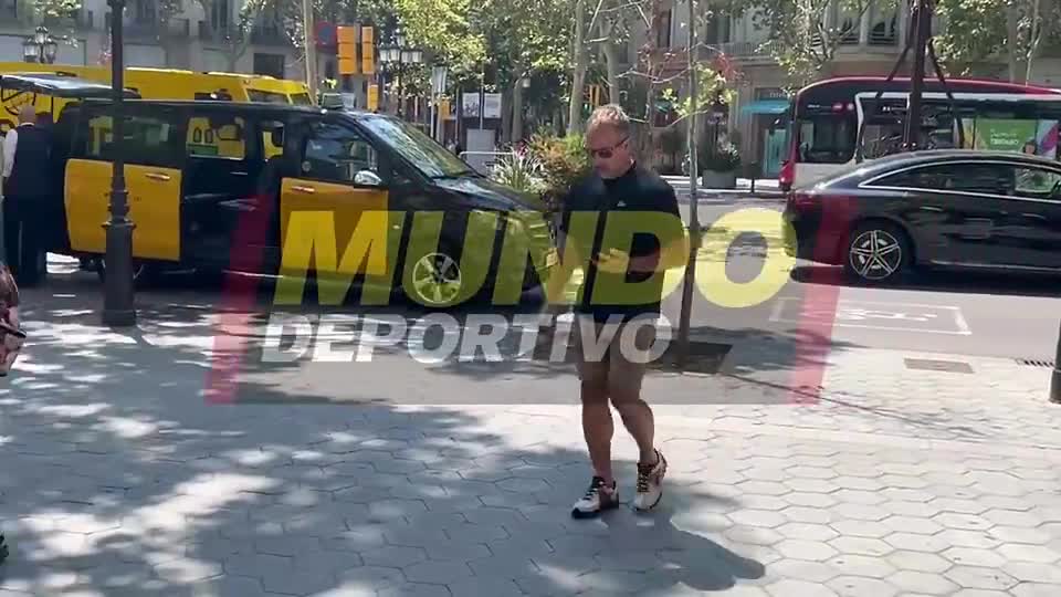 行了会面, 关系, 新球员变得 行了会面, 关系, 新球员变得