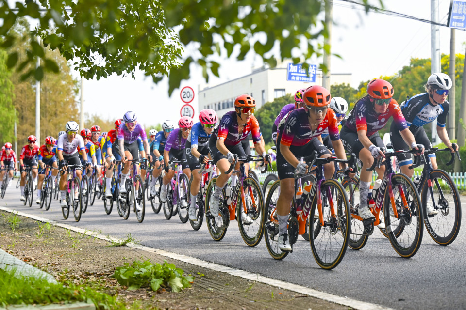 身着代表爬, 车队意大利, https